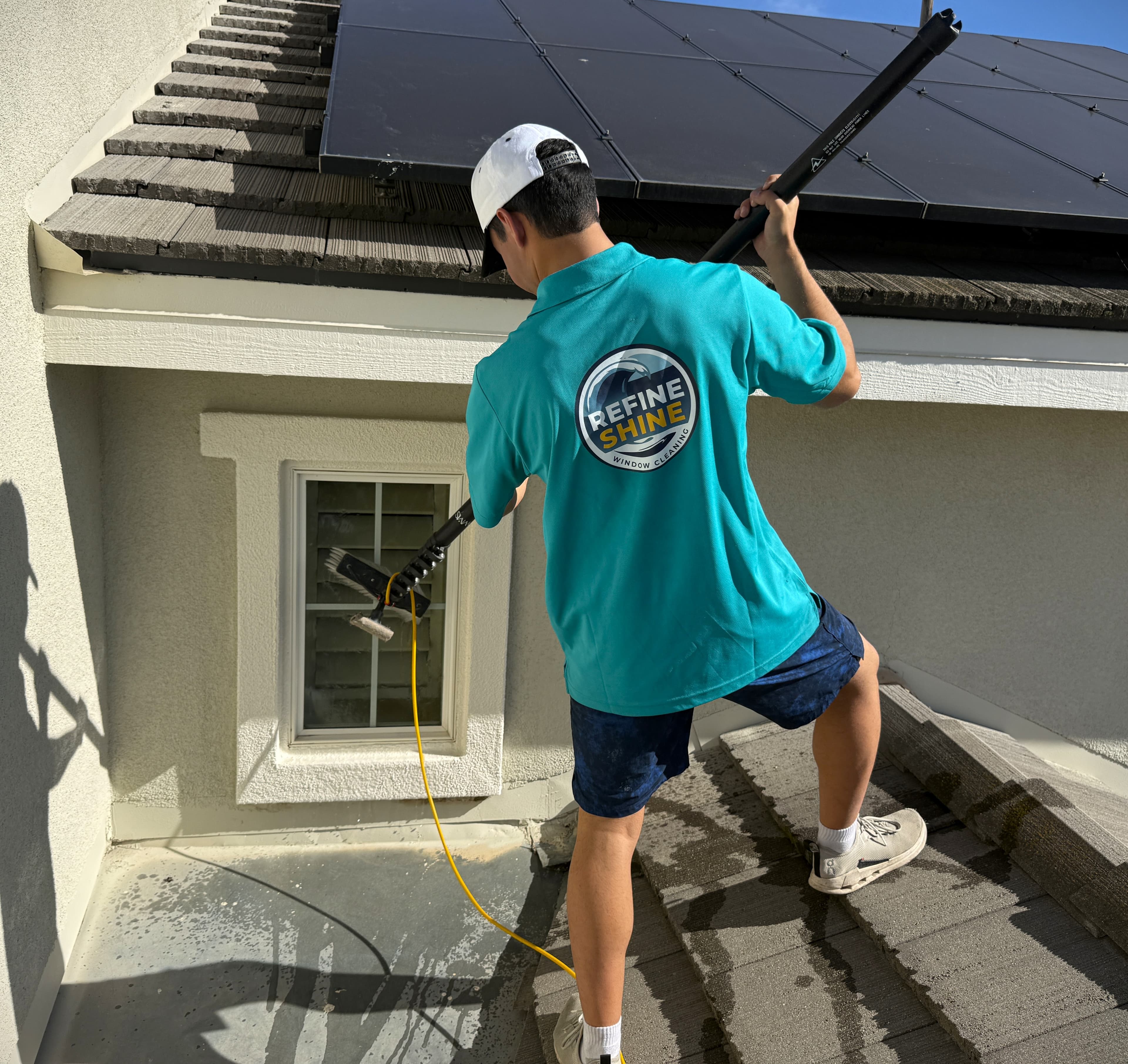 Exterior window cleaning service 3